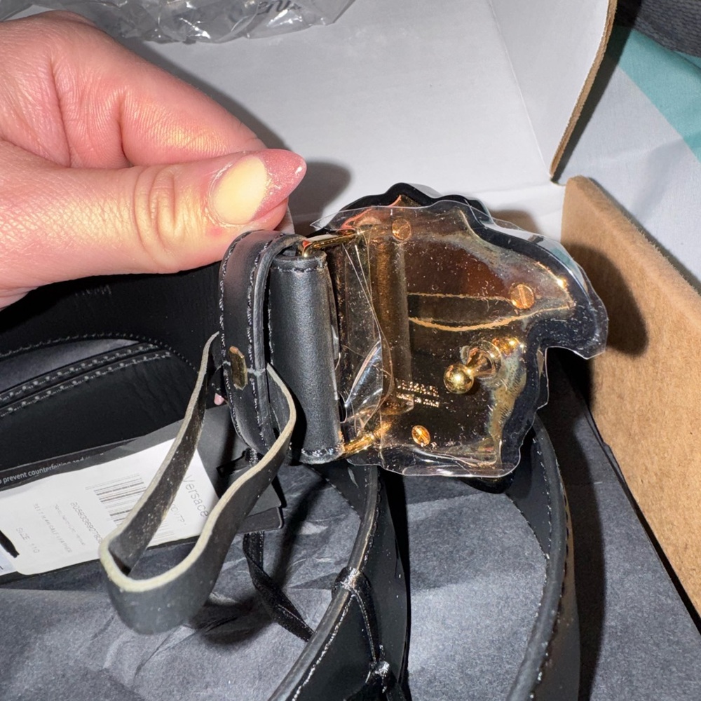 Versace La Medusa Black Belt with Medusa Buckle - Picture 4 of 5